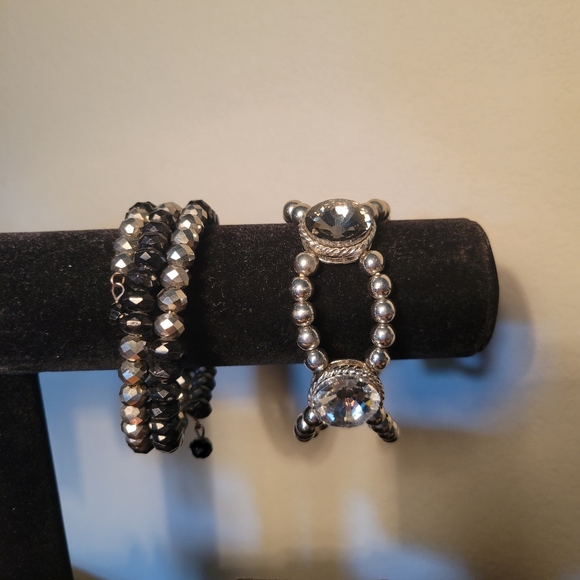 18 bracelets for one price - Picture 3 of 7